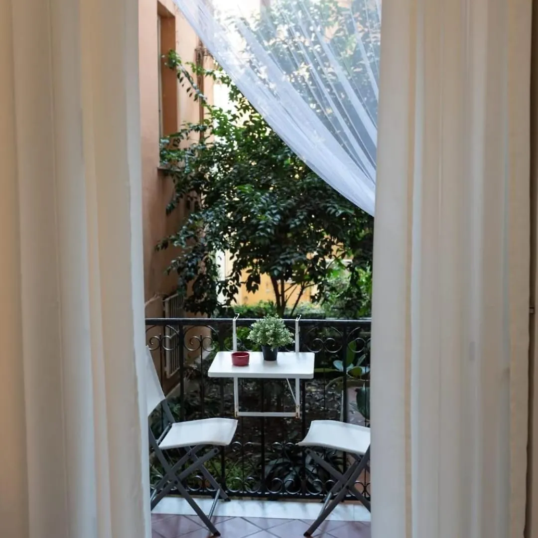 Apartamento Napoli Sottosopra Chiaia  Nápoles